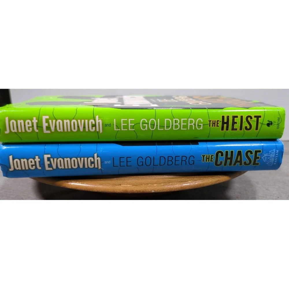 Lot of 2 The Heist The Chase Fox and O'Hare 1 & 2 Janet Evanovich 1st Edition HC